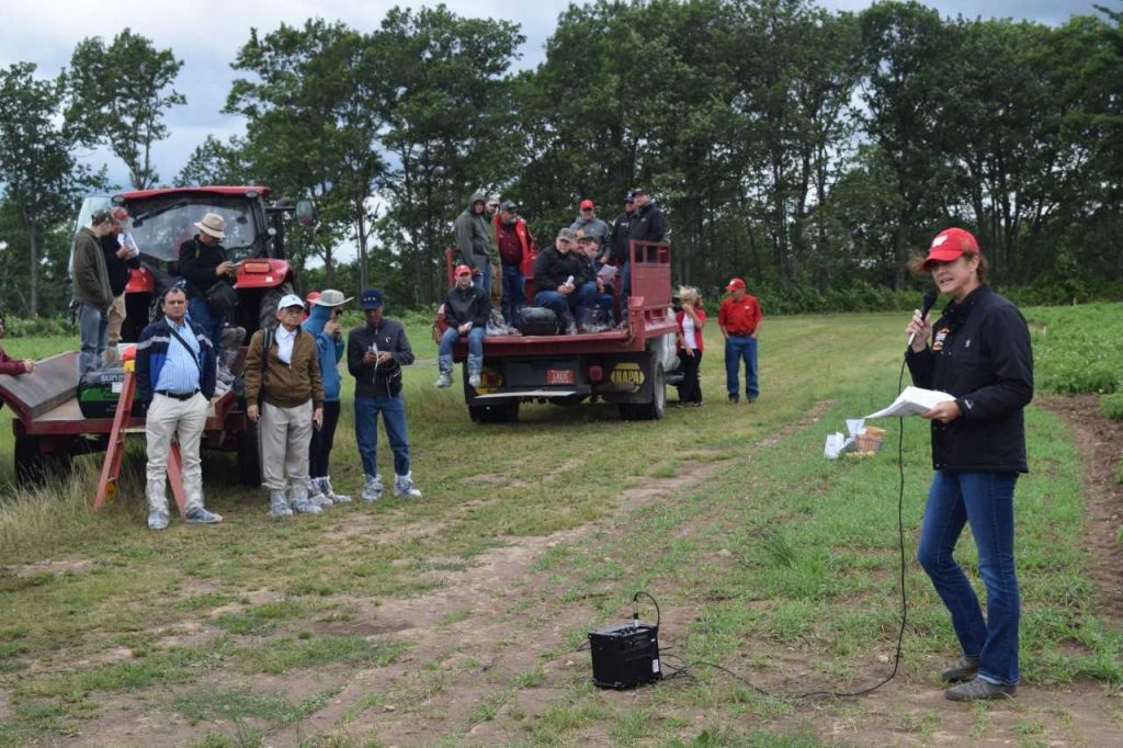 dr gevens speaking at a field day